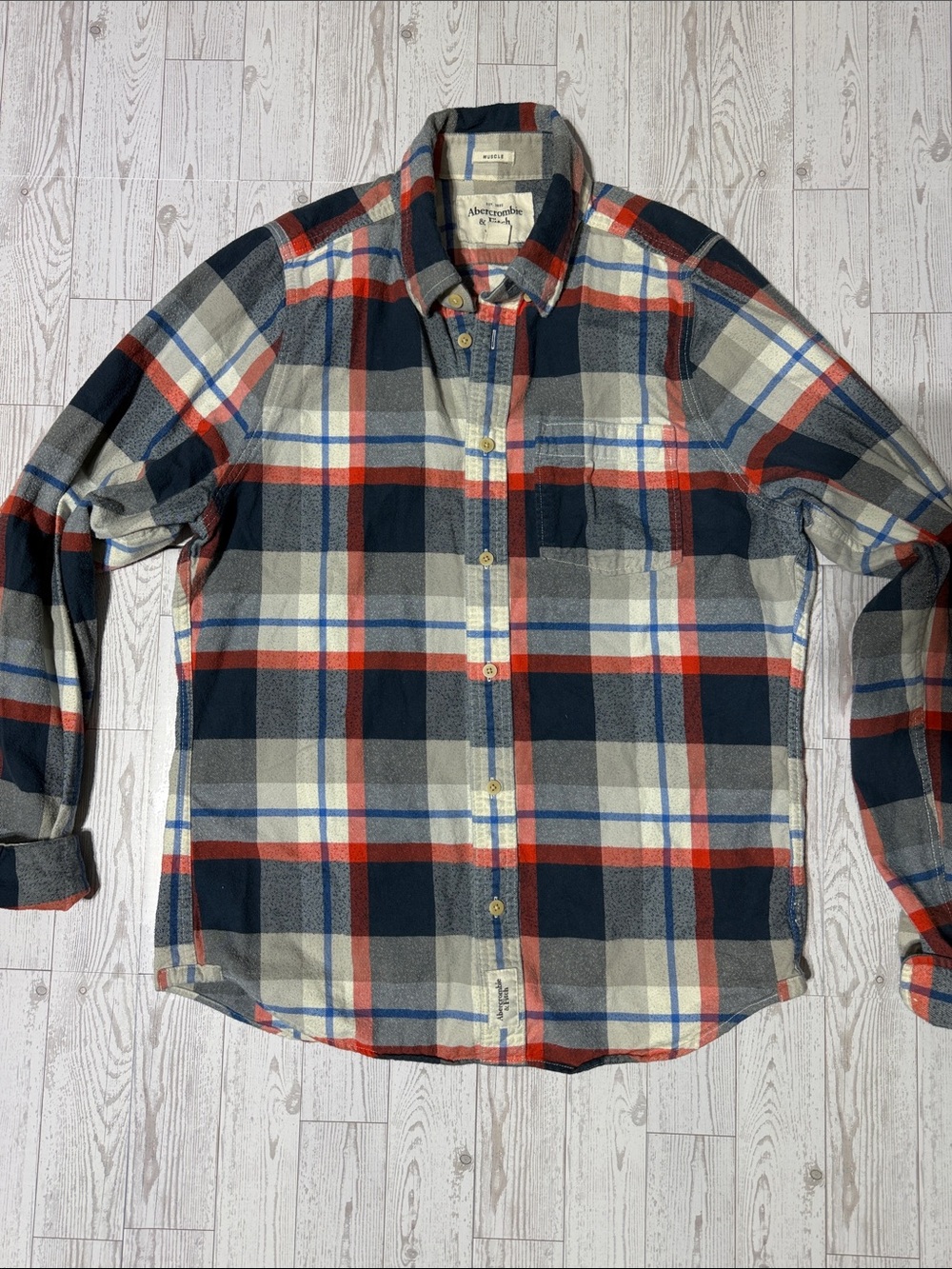 Abercrombie & Fitch Navy Red Cream Plaid Button-Down Shirt